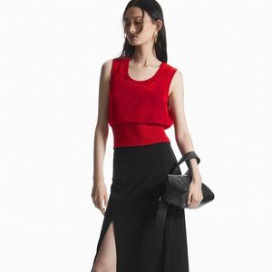 ✨Excellent Condition✨ COS SCOOP-NECK FLUFFY WOOL VEST (size S)